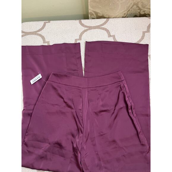 Old navy high rise full length wide leg cherry bark satin pants, size 6 - Picture 15 of 16